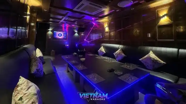 호치민 스카이 가라오케 | 호치민 | 리얼KTV